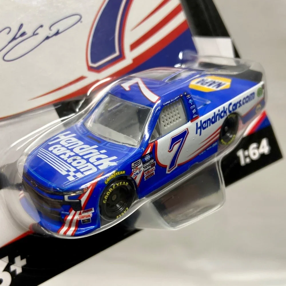 Nascar Authentics Hendrickcars.com #7 Chase Elliott‎ SKU-26942 Wave 02 NIP 2023